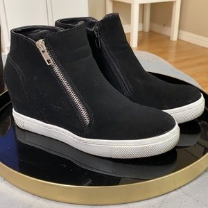 Brash suede wedge booties